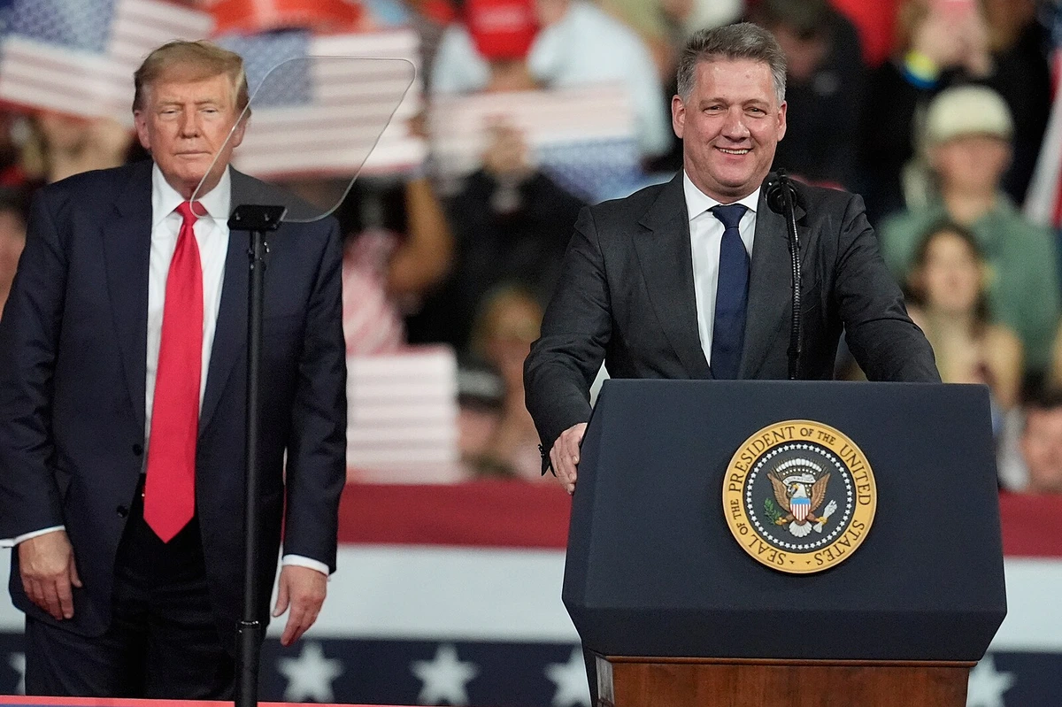 Šéf Audi čelí kritice za vystoupení s Trumpem. Ostudné, zní z Volkswagenu