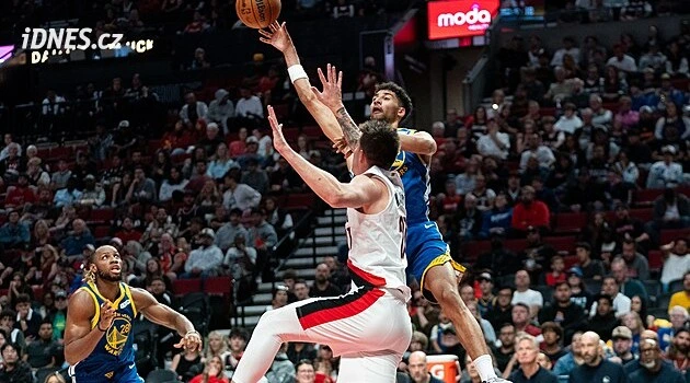 Krejčí bojující o smlouvu, Lillardův návrat, Morantův debut. Portland zahájil přípravu