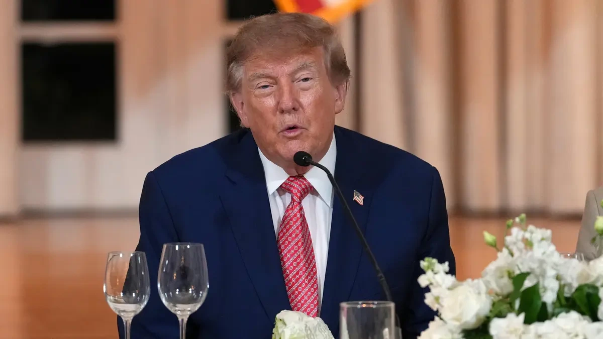 Je načase, aby za Ukrajinu místo Zelenského vyjednával někdo jiný, prohlásil Trump - Novinky