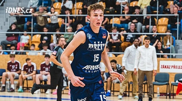 Houškiáda v Hradci, talent udivuje i tátu. A jeho sen o NBA? Ať si jím žije!