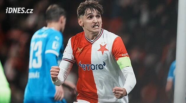 Dostal pásku a dal gól. Ale mrzí nás, že přišel pozdě, litoval slávista Chytil