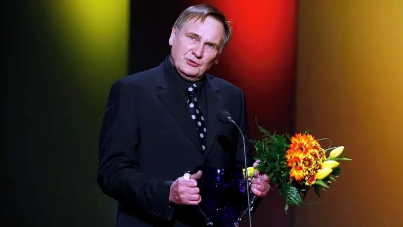 Poslední rozloučení s Jiřím Štěpničkou proběhne v Národním divadle - Novinky